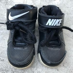 Nike Black Tennis Sneakers Shoes Children Size 5C
